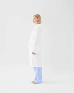 Tekla Kylpytakki Hupulla, Valkoinen -Frama Myymälämyynti 17Tekla AK