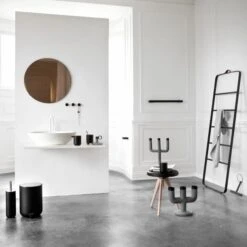 MENU Saippua-annostelija, Musta -Frama Myymälämyynti 318Menu iso 1