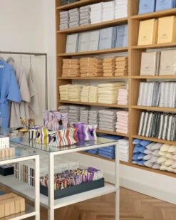 HAY Waffle Kylpytakki, One Size, Harmaa -Frama Myymälämyynti 3 Days of Design 2021 Candy Wash Bag waffle Bathrobe Waffle Slippers