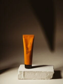 Frama Herbarium Vartalovoide, Tuubi, 90 Ml -Frama Myymälämyynti Frama Herbarium Product Studio 2022 Paolo Galgani 4x3 7