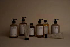 Frama Apothecary Vartalovoide, Tuubi, 90 Ml -Frama Myymälämyynti Frama Apothecary Tubes Context Image 4