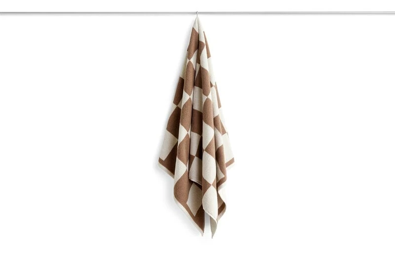HAY Check Kylpypyyhe, Cappuccino 4 HAY Check Kylpypyyhe, Cappuccino - Image 2
