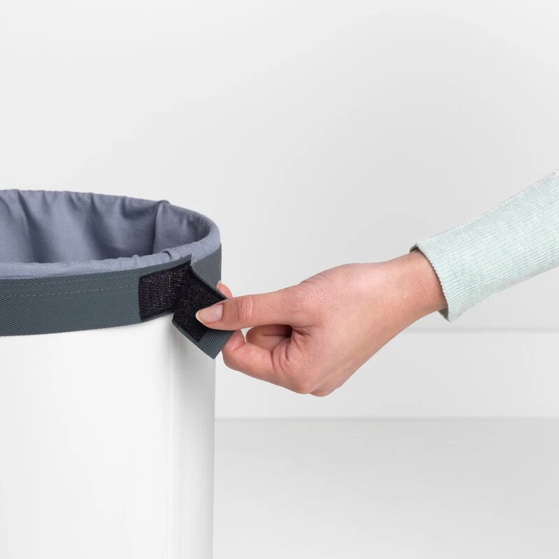 Brabantia Pyykkikori 35L, Valkoinen - Korkkikansi 7 Brabantia Pyykkikori 35L, Valkoinen - Korkkikansi - Image 5