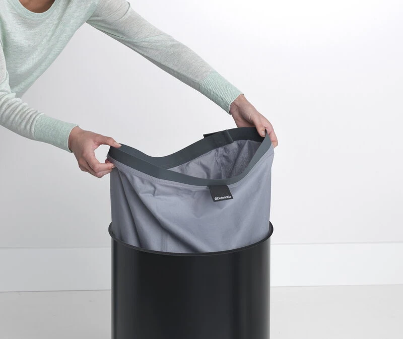 Brabantia Pyykkikori 60L, Mattamusta - Korkkikansi 7 Brabantia Pyykkikori 60L, Mattamusta - Korkkikansi - Image 6
