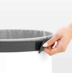 Brabantia Pyykkikori 60L, Valkoinen - Korkkikansi -Frama Myymälämyynti Laundry Bin 60L Cork Lid White 8710755104404 Brabantia 4123x4156px 6 NR 3446