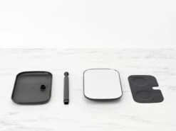 Brabantia ReNew Pöytäpeili, Tummanharmaa -Frama Myymälämyynti Mirror Renew with Storage Tray Dark Grey 8710755280702 Brabantia 300dpi 6324x4743px 6 NR 21990