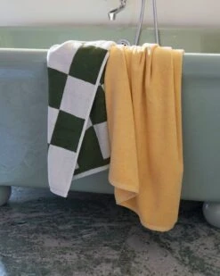 HAY Mono Kylpypyyhe, Keltainen -Frama Myymälämyynti Mono Bath Towel yellow Check Bath Mat matcha 1