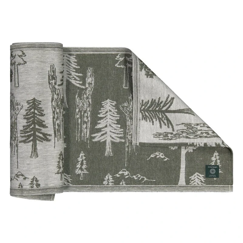 Metsä/Skogen Nebularis Laudeliina, 45 X 160 Cm, Oliivi - Luonnonvalkoinen 3 Metsä/Skogen Nebularis Laudeliina, 45 X 160 Cm, Oliivi - Luonnonvalkoinen