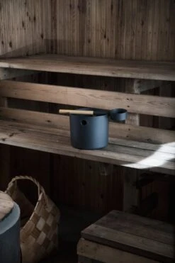 KOLO Kiulu Ja Kauha, Musta -Frama Myymälämyynti kolo kiulukauha black 4