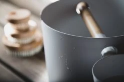 KOLO Kiulu Ja Kauha, Valkoinen -Frama Myymälämyynti kolo kiulukauha white 5