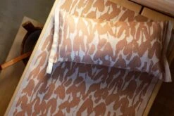 Lapuan Kankurit Jäkälä Saunatyyny, Valkoinen - Kaneli -Frama Myymälämyynti lapuankankurit jakala sauna cover and pillow white cinnamon 1 1