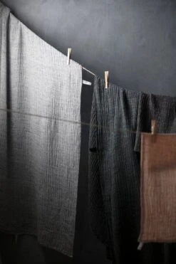 Lapuan Kankurit Nyytti Käsipyyhe, Valkoinen - Kaneli -Frama Myymälämyynti lapuankankurit nyytti ultra light towels 2 2