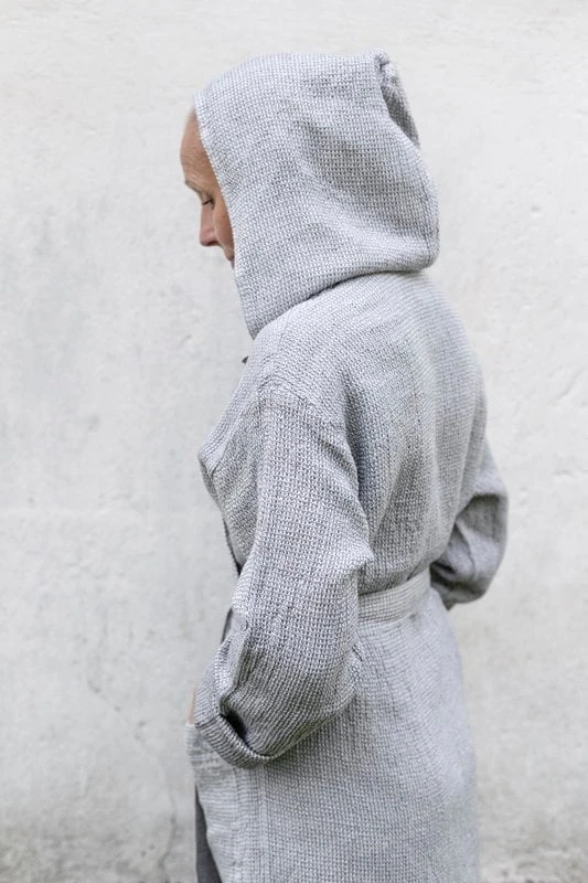 Lapuan Kankurit Terva Kylpytakki Hupulla, Valkoinen - Harmaa 4 Lapuan Kankurit Terva Kylpytakki Hupulla, Valkoinen - Harmaa - Image 2