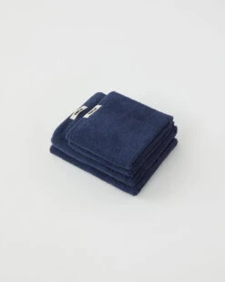 Tekla Kylpypyyhe, Navy -Frama Myymälämyynti tow1 nav blu 0393